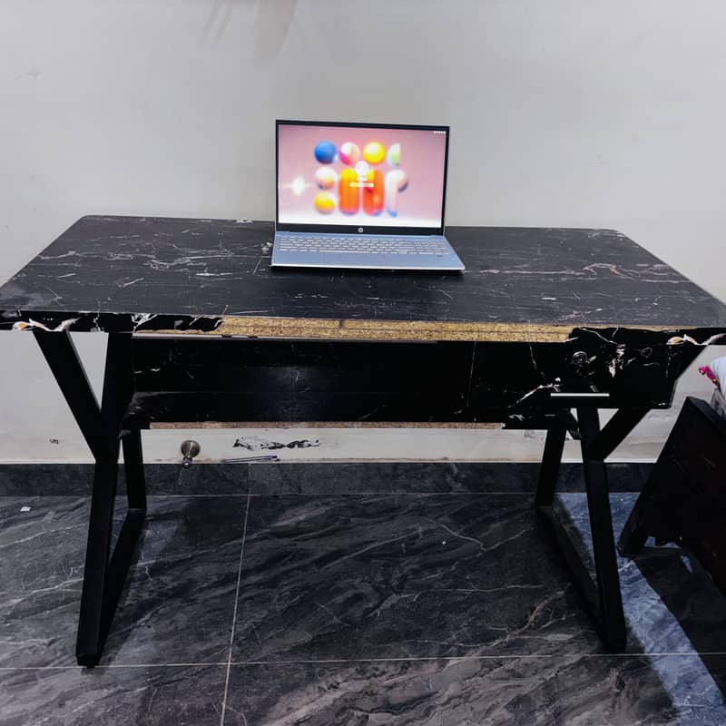 Study Table / Computer Desk with Drawer – 8/10 Condition 4