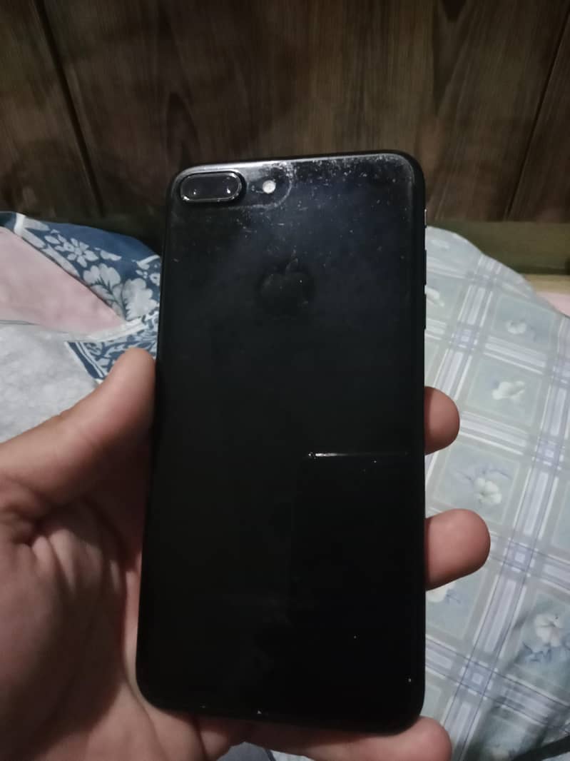 Apple iPhone 7 Plus 4