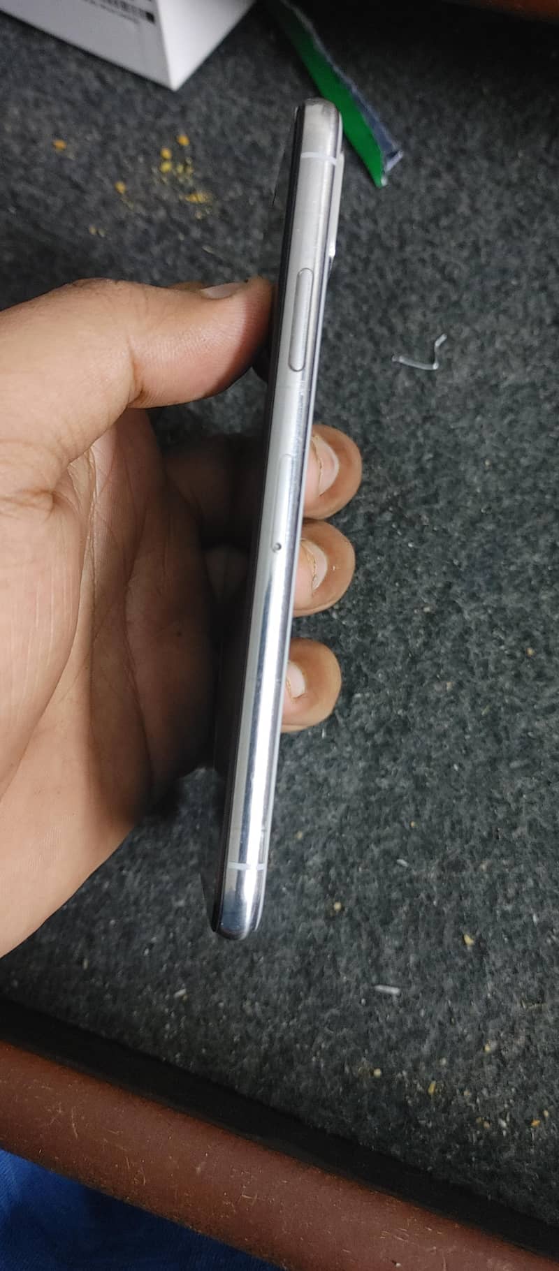 Apple iPhone X 3