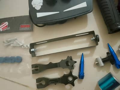 honda 125 parts new 10by10