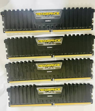 4 x Corsair VENGEANCE LPX RAM DDR4 Each 8 GB 3200MHz 10/10