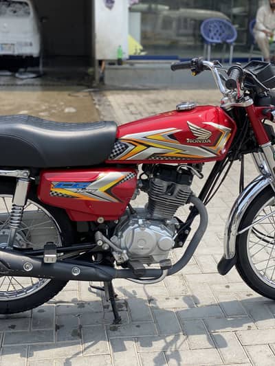 Honda CG 125 2025 Model | First Owner | 11,000 KM Genuine | Red Color