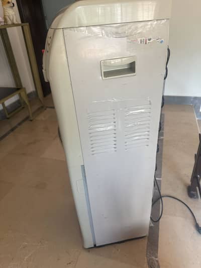 Orient Water Dispenser