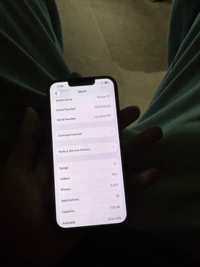 Apple iPhone 13