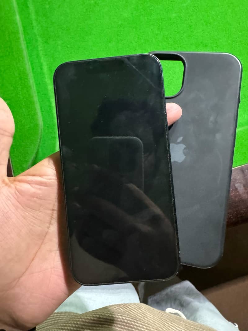 Apple iPhone 13 3