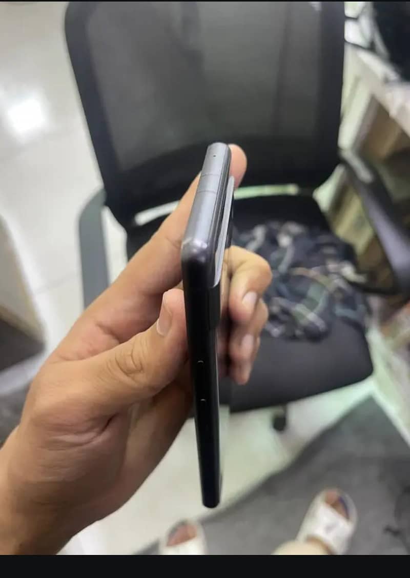 Google Pixel 7a 5