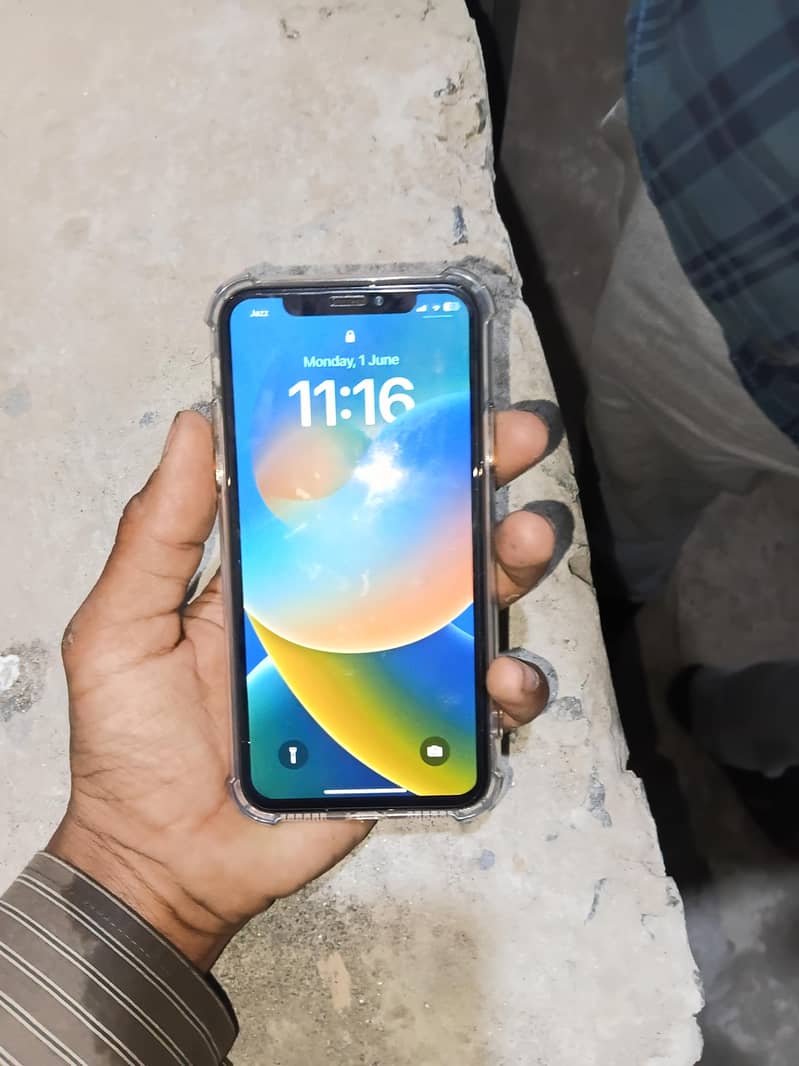Apple iPhone X 1