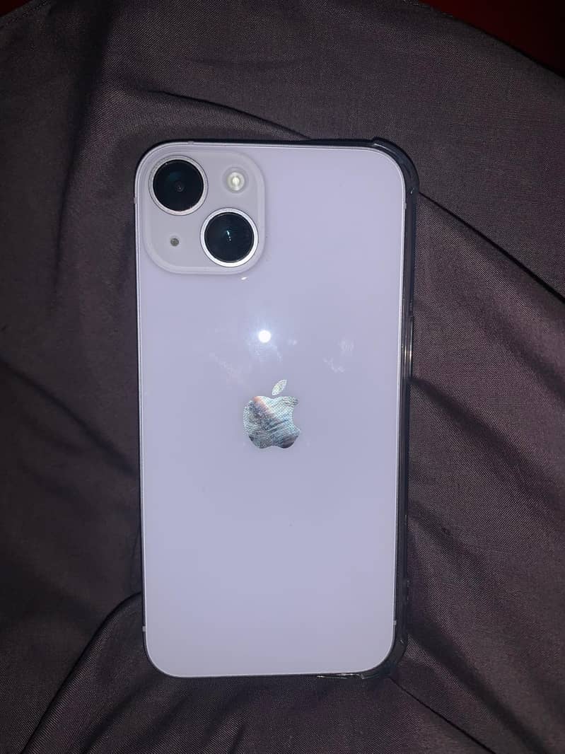 Apple iPhone 14 3