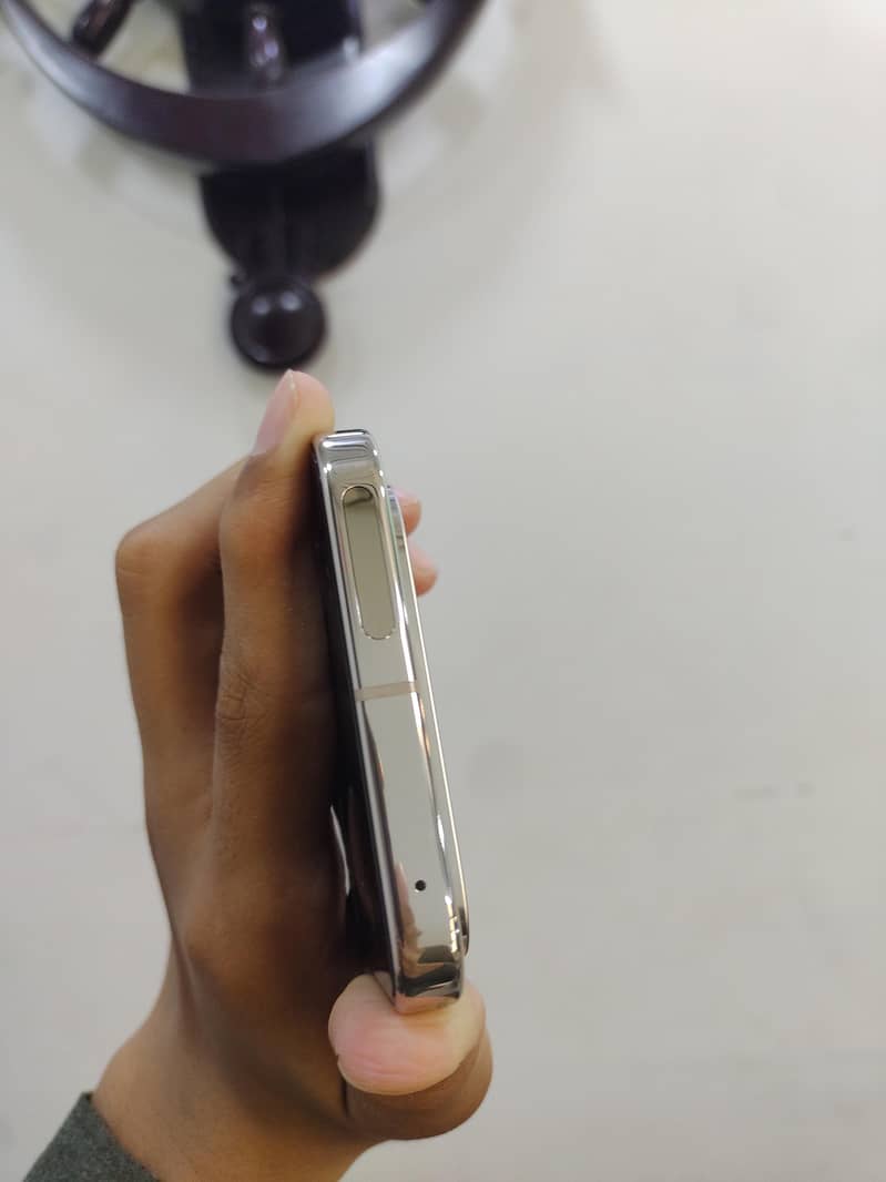 Google Pixel 9 Pro 2