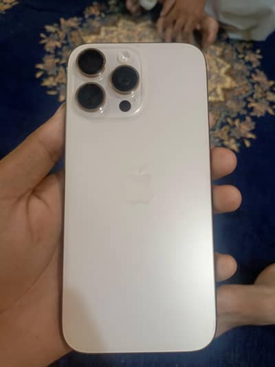 Apple iPhone 16 Pro Max
