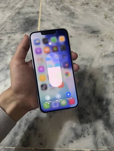 Apple iPhone 14