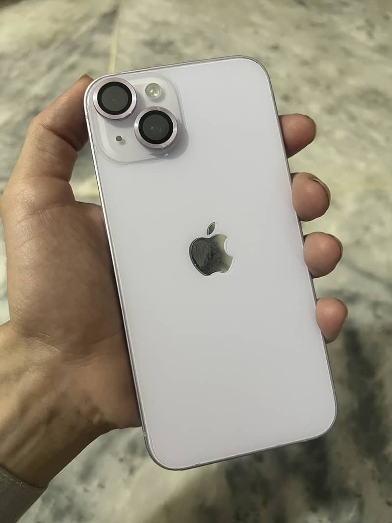 Apple iPhone 14 4