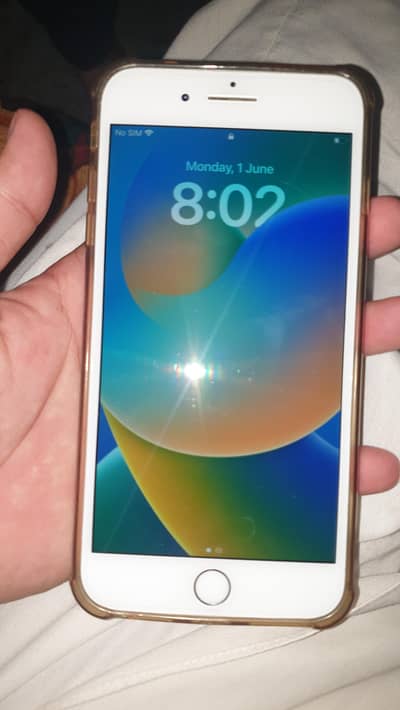 Apple iPhone 8 Plus white color