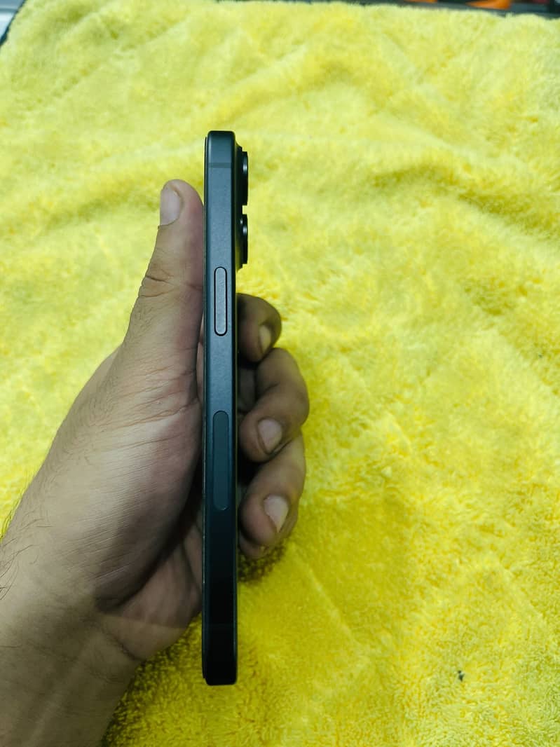 Apple iPhone 15 1