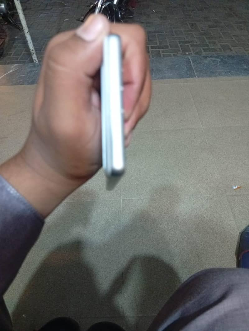 Google Pixel 7a 6