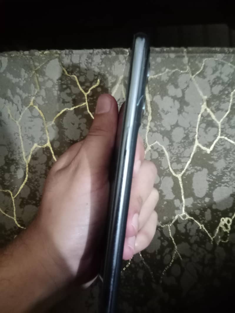 One Plus 10T 5