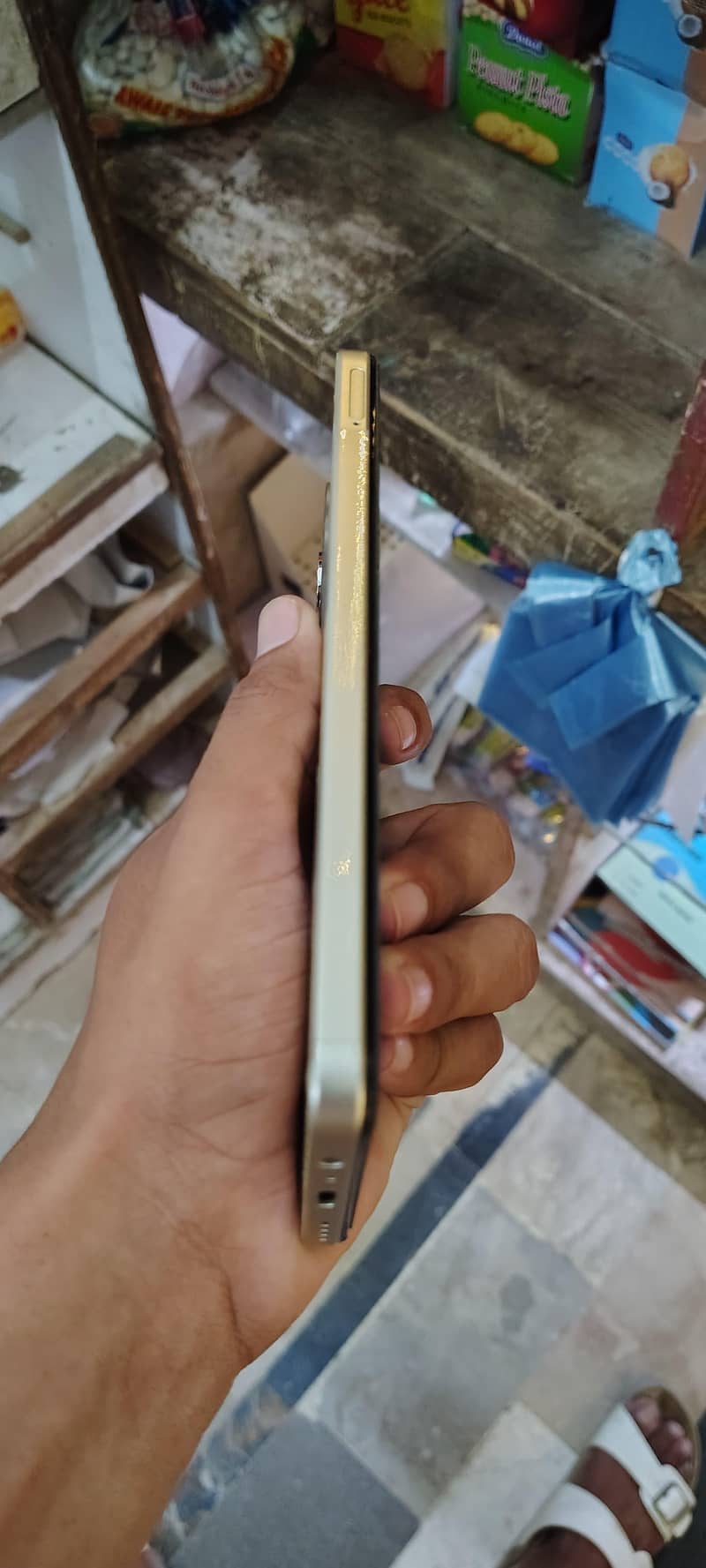 realme note 70 8