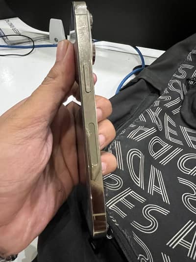 Apple iPhone 14 Pro
