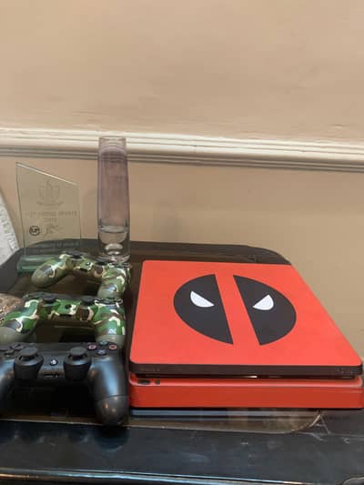 PlayStation 4 (PS4) 9.0 jailbreak with 3 controllers