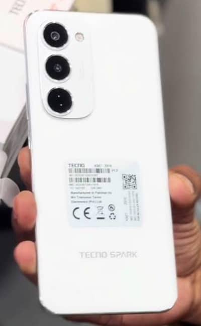 Tecno spark 40 pro plus