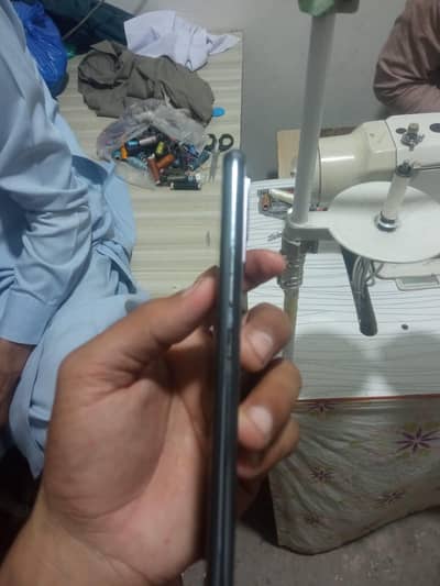Vivo V21e