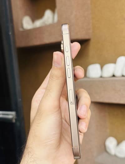 Apple iPhone 16 Pro Max Non Pta Complete box exchange possible