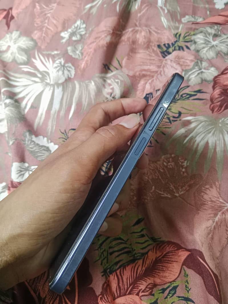 Realme note 60 4