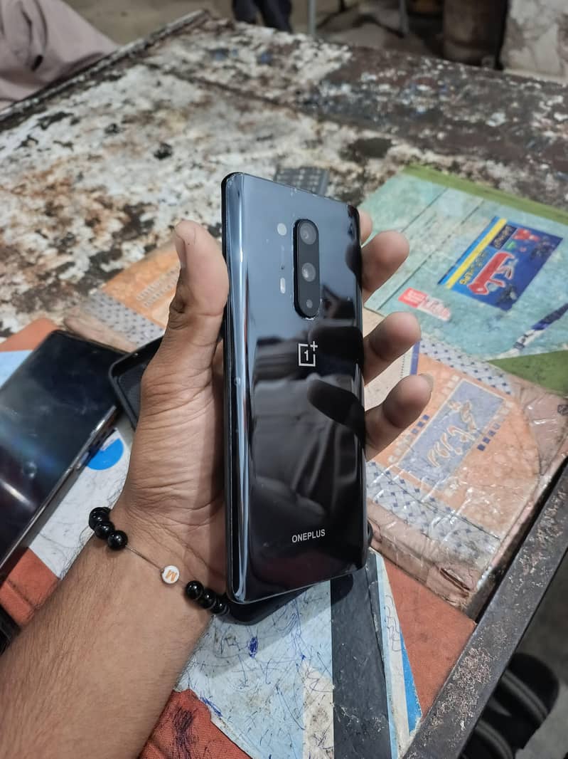 One Plus 8 Pro 0