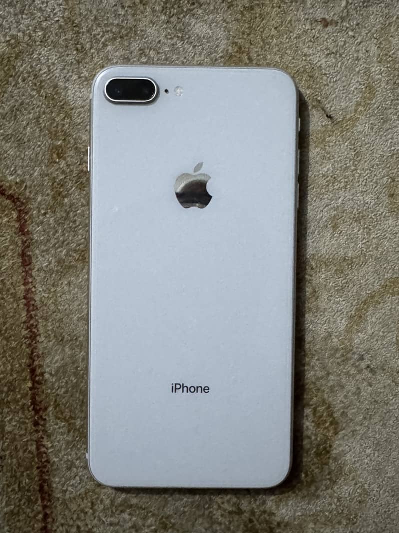 Apple iPhone 8 Plus 0