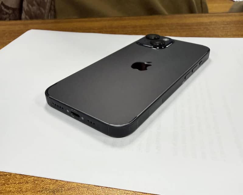 Apple iPhone 14 2