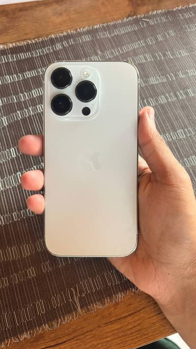 Iphone 14 Pro (JV)