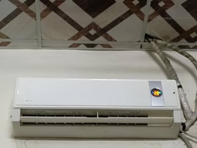 GREE 1 TON