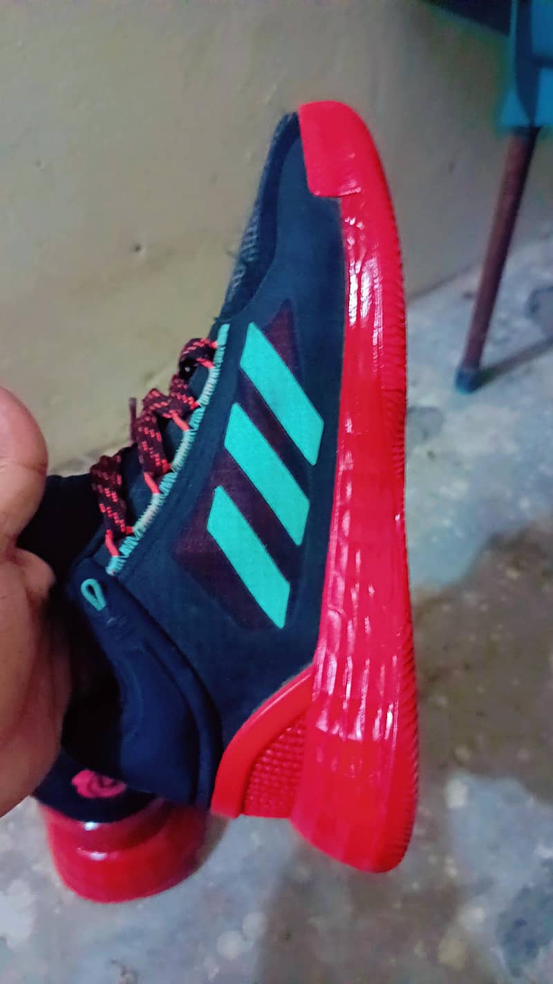 sneaker 3