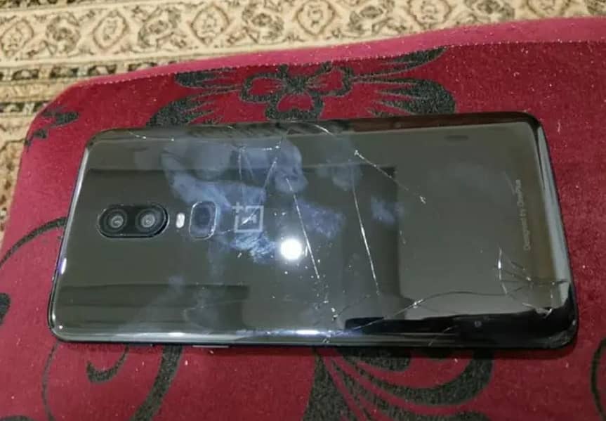 One Plus 6a 2