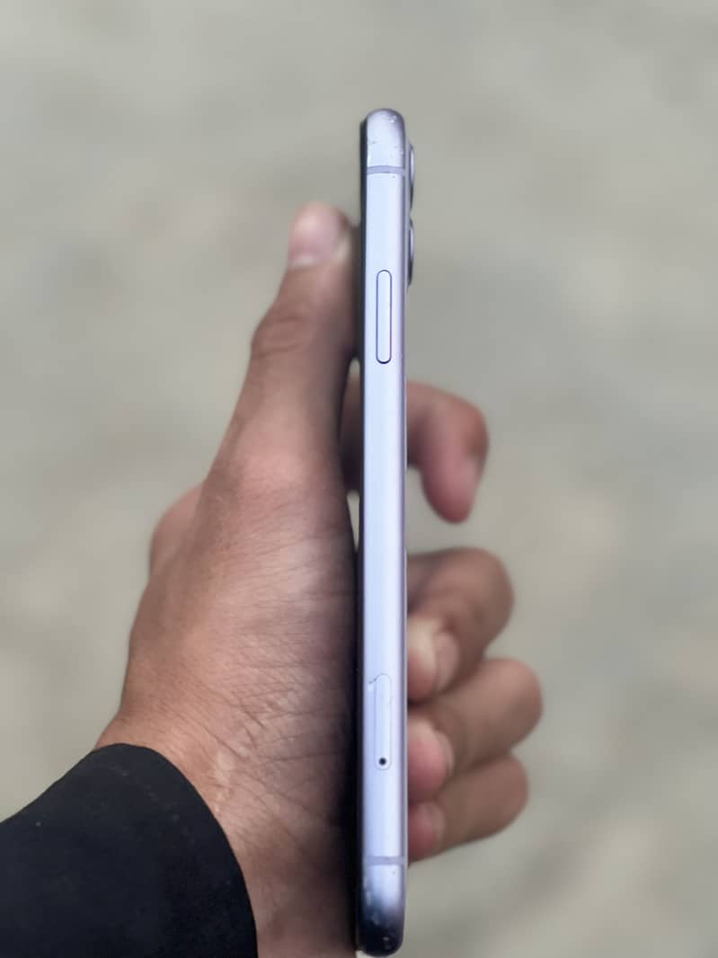 iPhone 11 2