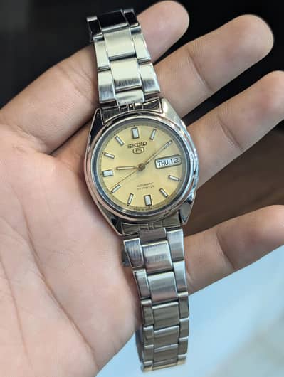 Seiko 5 men watch automatic