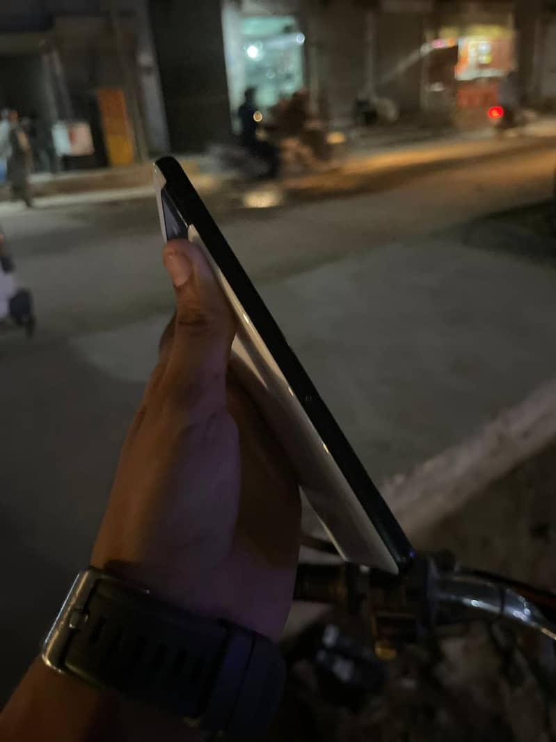 Google Pixel 6a 5