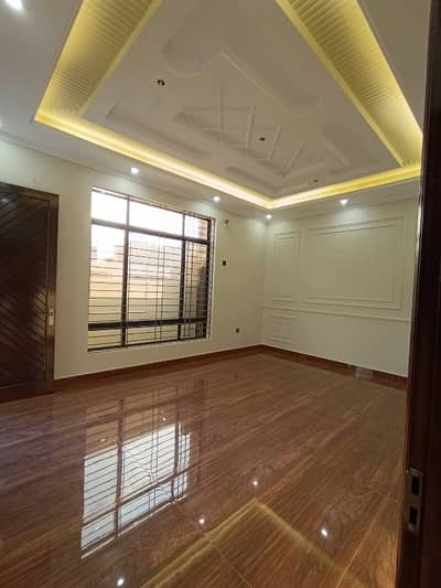 Commercial Space Available For Rent In Gulshan