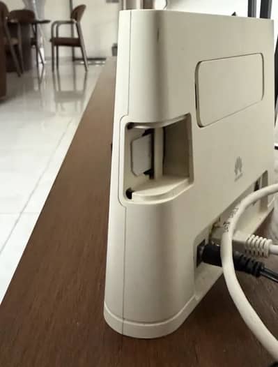 Zong Bolt Ultra All Sim PTA Approved ROUTER with charger