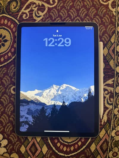 IPAD AIR 4 2020 Sea green COLOUR, 10/10 CONDITION