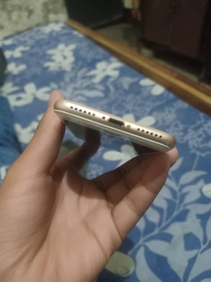Apple iPhone 8 2