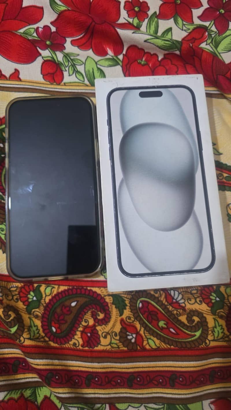 Apple iPhone 15 plus 0