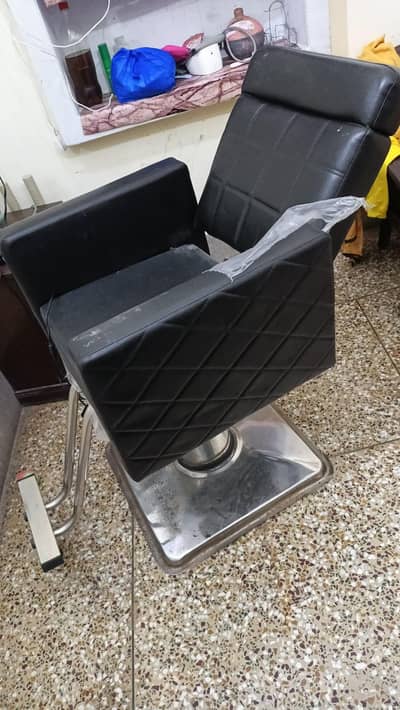 polur chair far sale