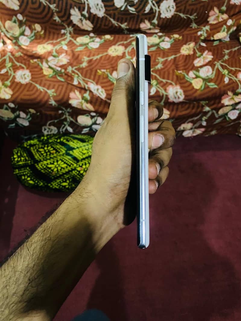 Google Pixel 6 Pro 4