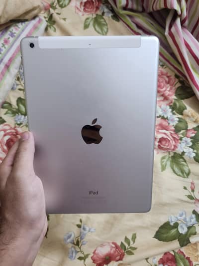 Apple iPad Air
