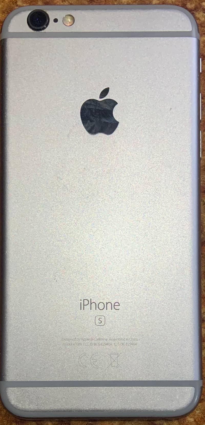 Apple iPhone 6S 1