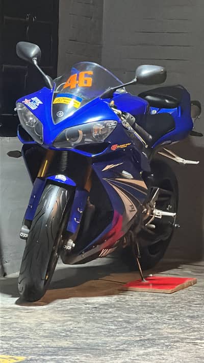 R1 Yamaha