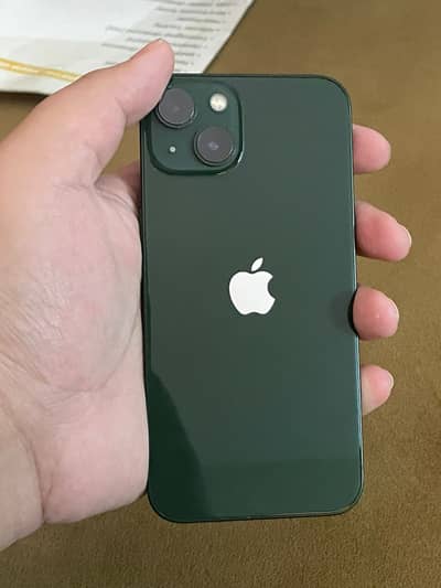 Apple iPhone 13