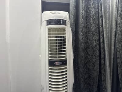 i-Zone Tower Air Cooler (Excellent Condition)