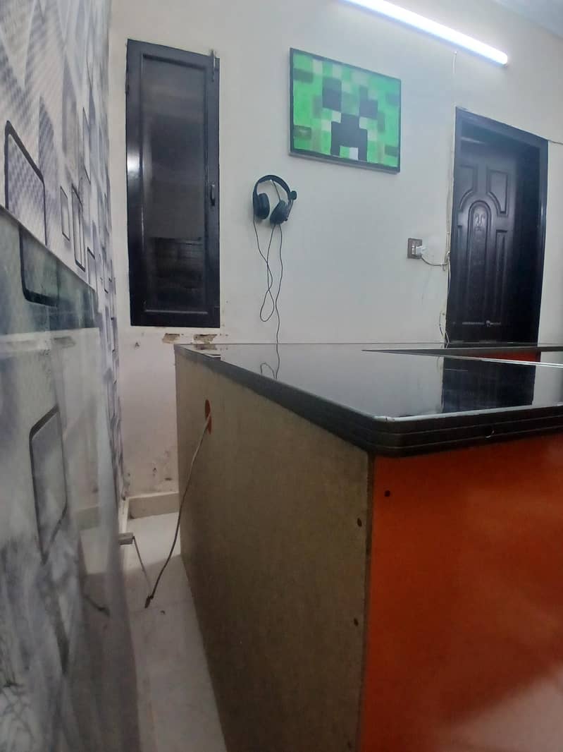 Computer/Laptop Tables 14